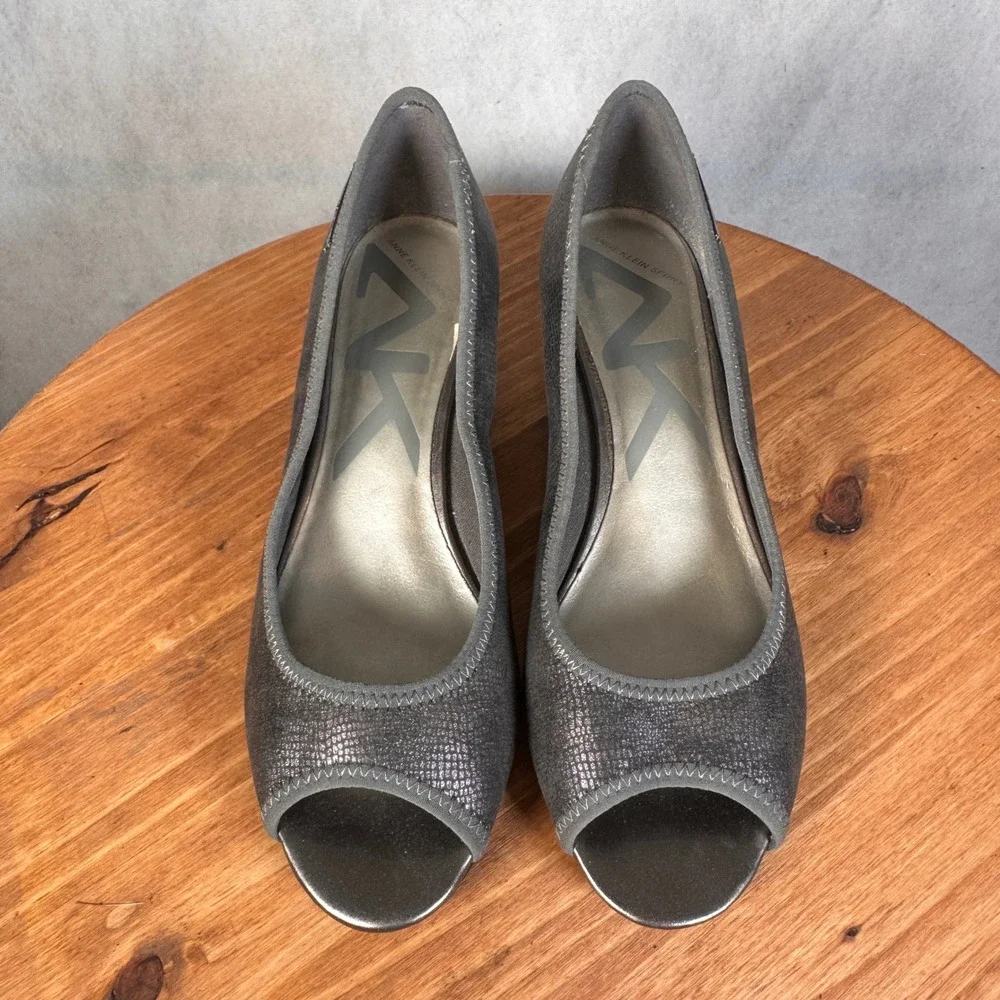 Anne Klein Sport Wedge Heels Womens 8M Pewter Good Snakeskin Peep Toe Shoes
